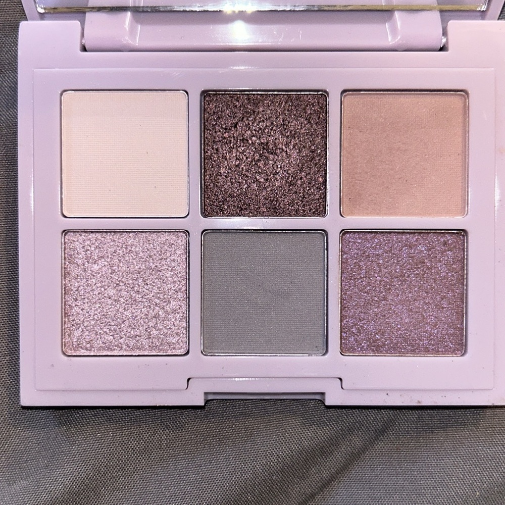 Essence-CORAL me maybe, I like to MAUVE it, BRONZED this way, TAUPE it up palett - Picture 6 of 15